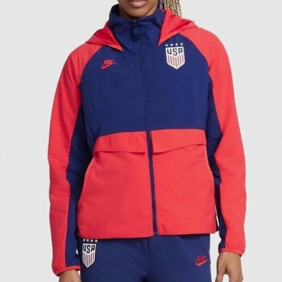 Nike USWNT USA Women’s Soccer All Weather Jacket Size M - Picture 1 of 10